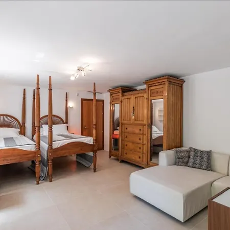 Villa Can Tres